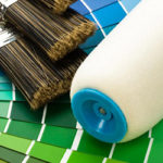 pantone avec pinceau et rouleau 1