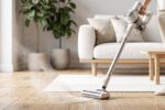 Aspirateur moderne en action dans un salon propre pour un nettoyage efficace et un air sain
