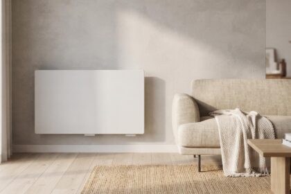 Radiateur à inertie fluide ou sèche moderne dans un salon contemporain